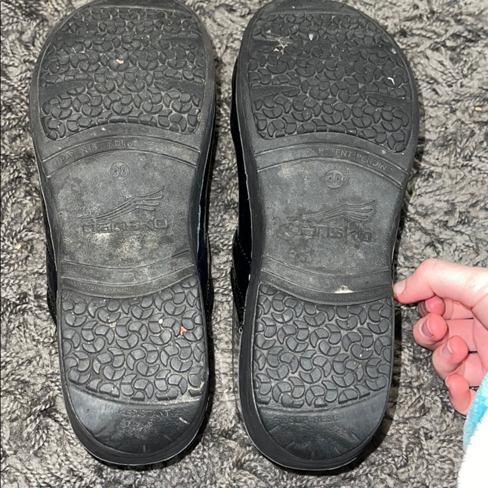 Dansko Nursing Shoes - Picture 3 of 3